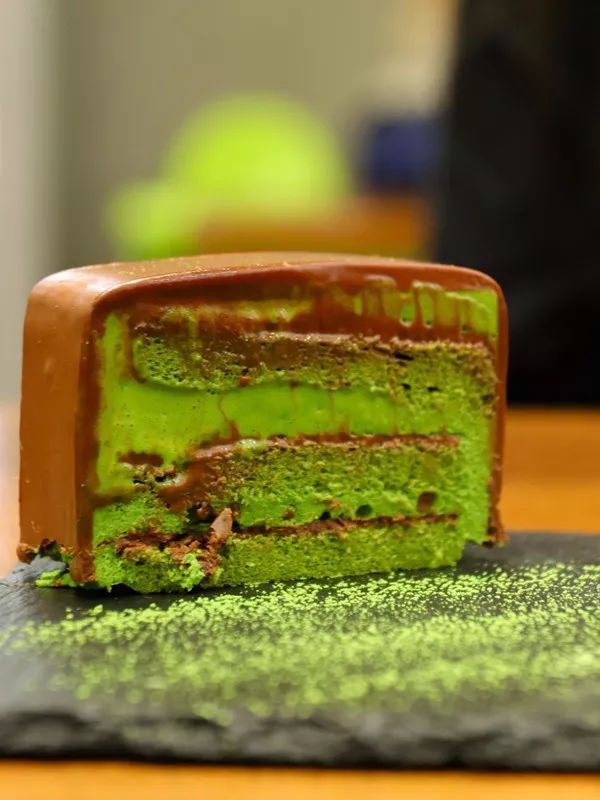 全国分店200多家的原谅色网红甜品，这次你被“绿”得心甘情愿！