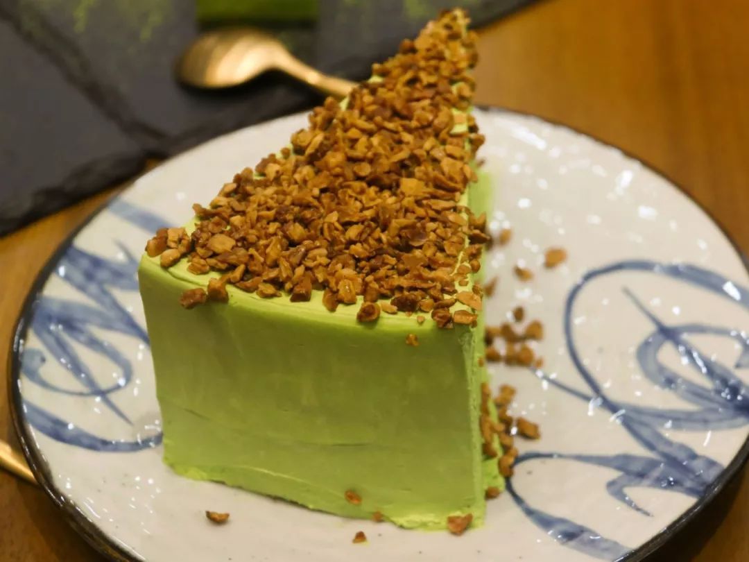 全国分店200多家的原谅色网红甜品，这次你被“绿”得心甘情愿！