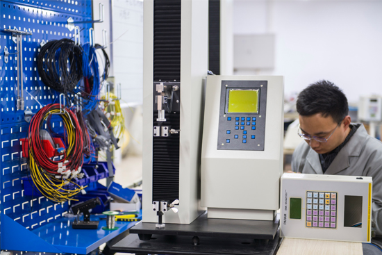 Labthink荣获“全国百佳质量诚信标杆示范企业”