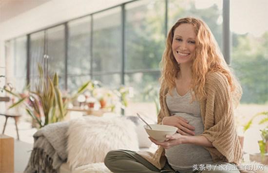 怀孕期间早中晚吃什么最好,孕早中晚期孕妇禁忌食物一览表