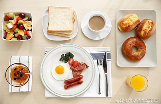 怀孕期间早中晚吃什么最好,孕早中晚期孕妇禁忌食物一览表