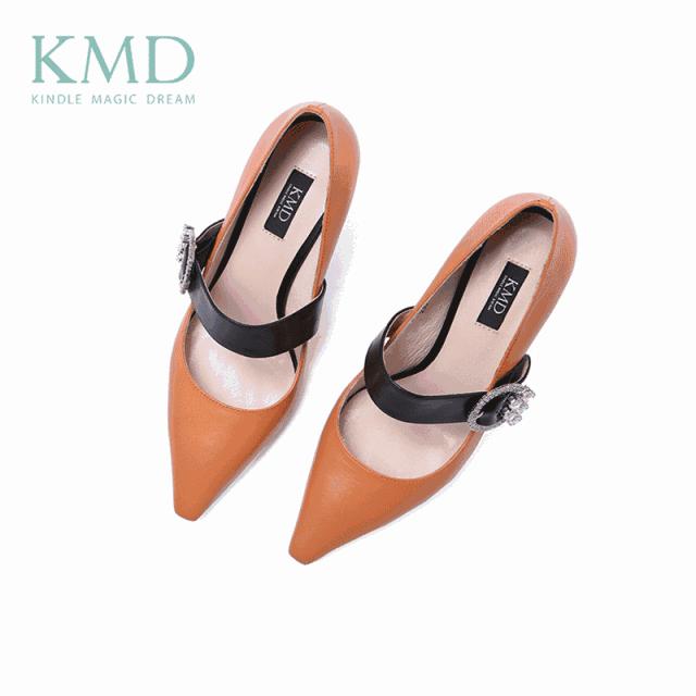 家门口一对鞋子,家门口发现一双女鞋