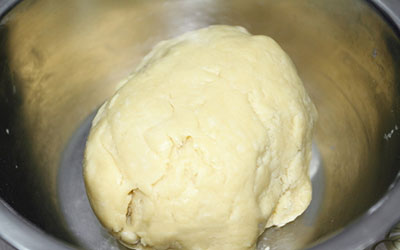 奶油饼干烤箱做法,淡奶油曲奇饼干的做法烤箱