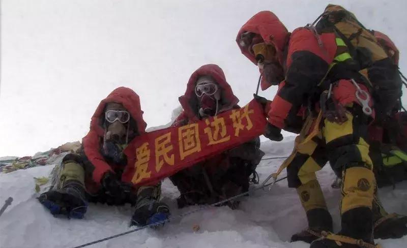 公安边防部队回顾视频,致敬边防部队的话