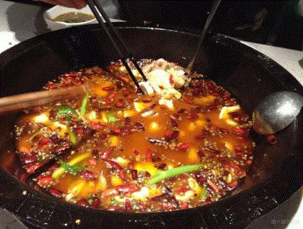 重庆3号轻轨路线途经站点美食,重庆网红轻轨站二路