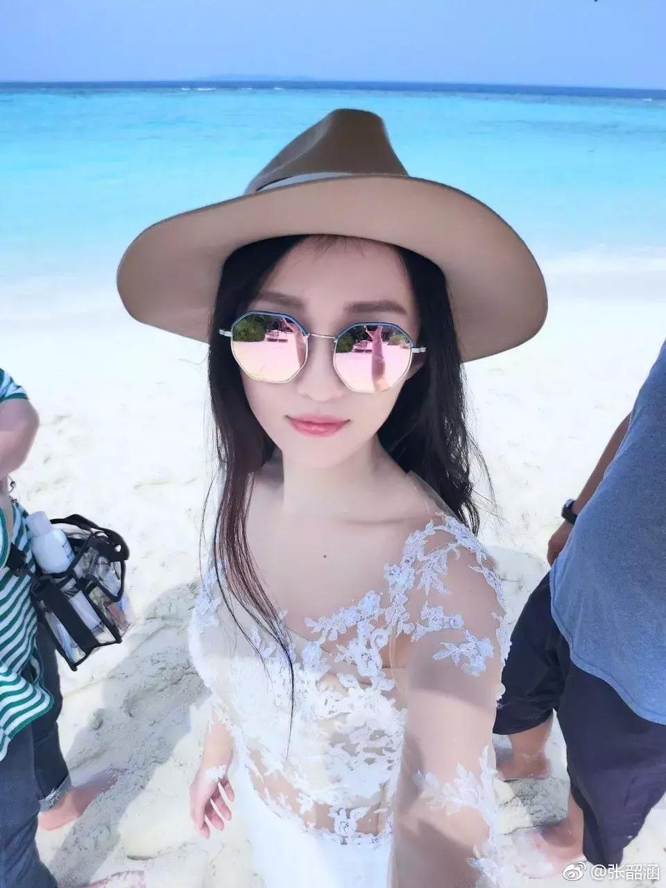 张韶涵深色口红,张韶涵护肤口红