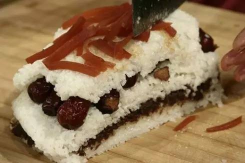 挂羊头卖狗肉吃狗肉,挂羊头卖狗肉百科内容