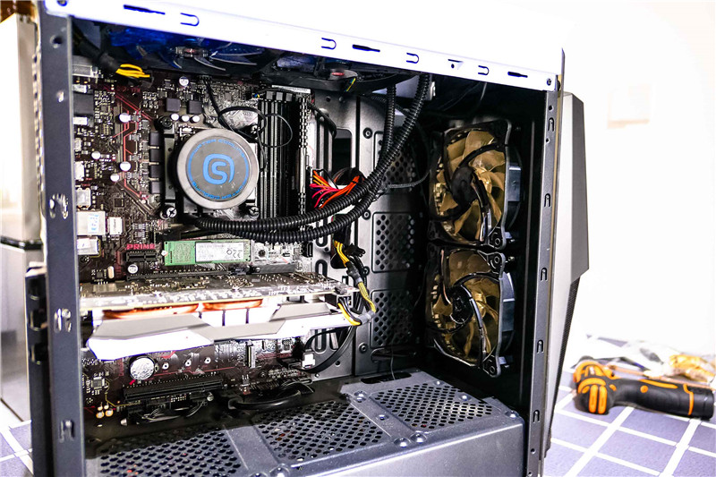 酷冷至尊毁灭者u3机箱,炫酷机箱推荐性价比高