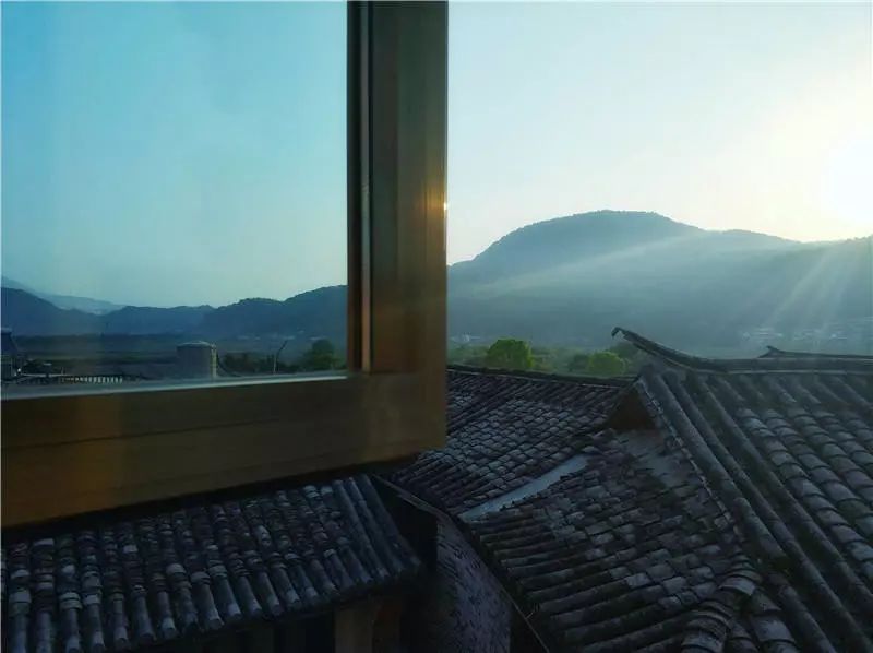 腾冲自在悬崖民宿,腾冲和顺实惠民宿