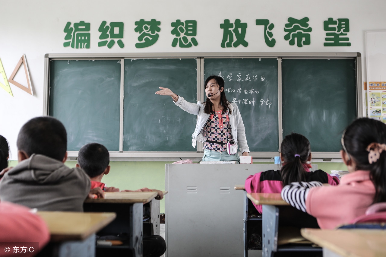 中等职业教师资格证专业有哪些,拥有教师资格证这七大职业任你选