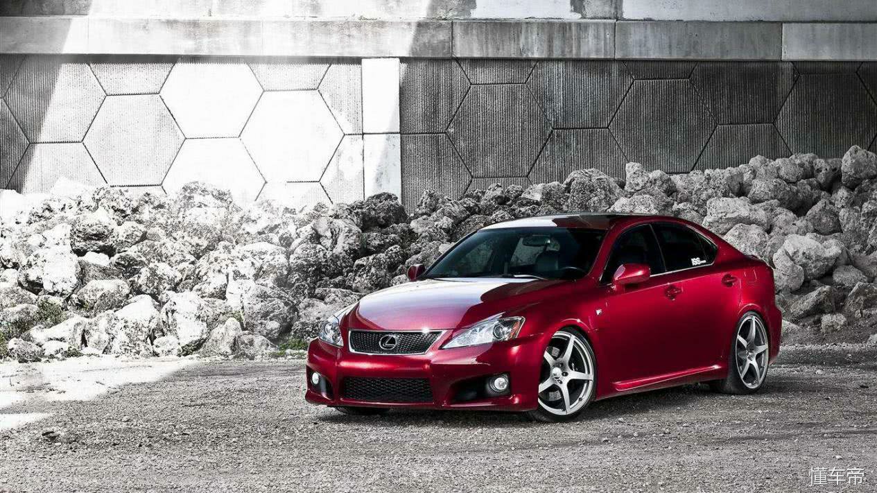 红色车缺点,红色车是不是很难看