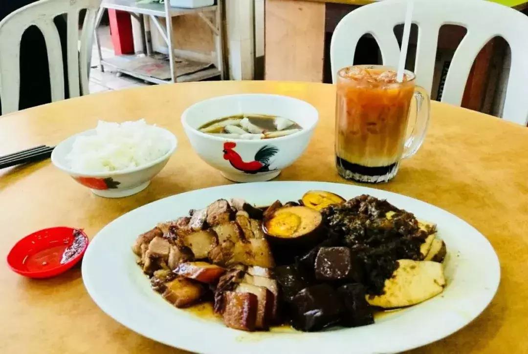 毛姆的傲慢与偏见,毛姆的文学观