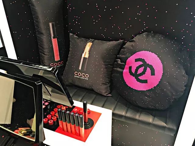 娃娃机口红机,游戏厅娃娃机