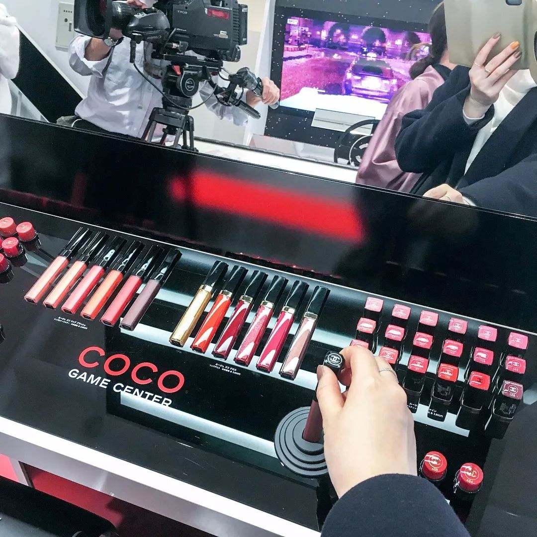 娃娃机口红机,游戏厅娃娃机