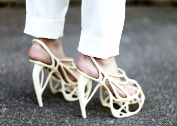 令人震惊的高跟鞋,十大惊艳高跟鞋试穿