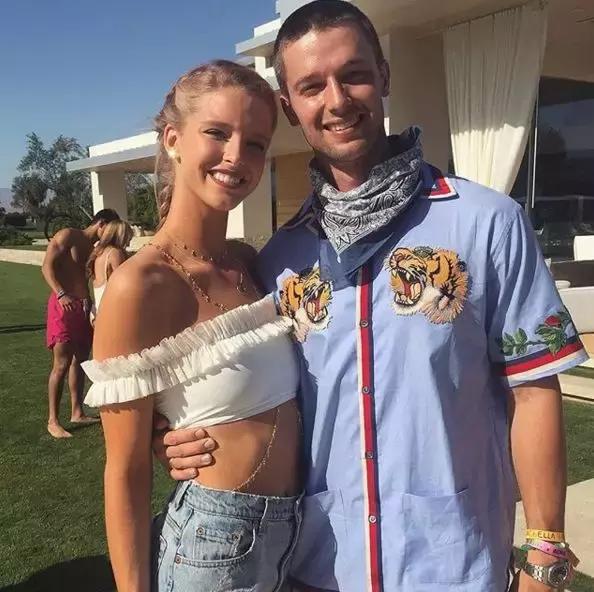 贾斯汀比伯前任赛琳娜,傻脸娜和贾斯汀比伯以前在一起