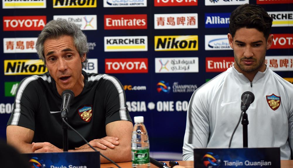 亚冠上港主场迎来大胜,亚冠争取出线