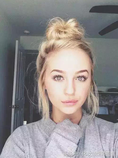 50到60岁短发发型图片好打理,女士短发蓬松烫发型图片不用打理