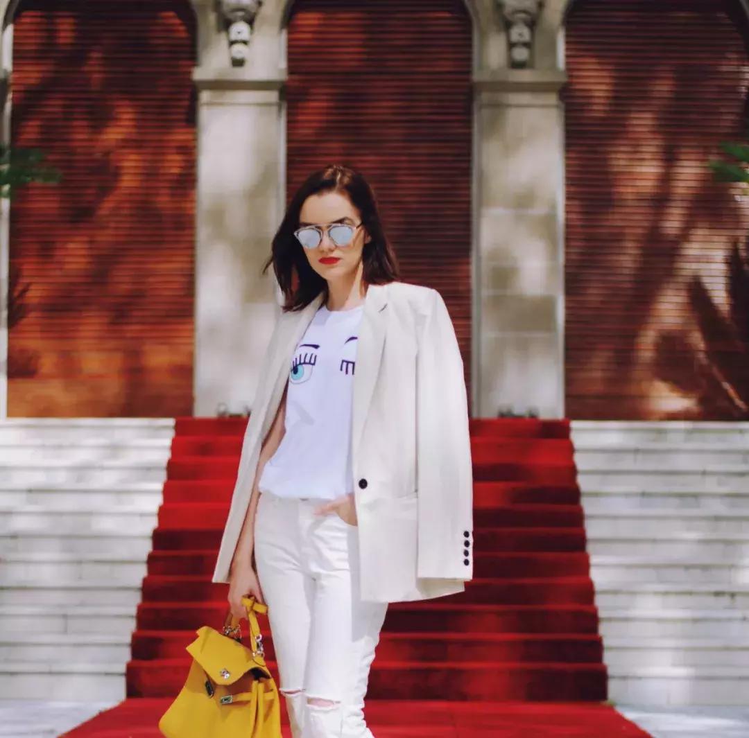 2022年爆款白t恤,最火的白t恤是什么牌子