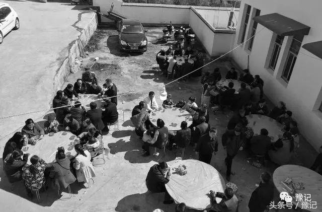 清明祭烈士告慰华夏魂,清明如何祭奠远方的亲人