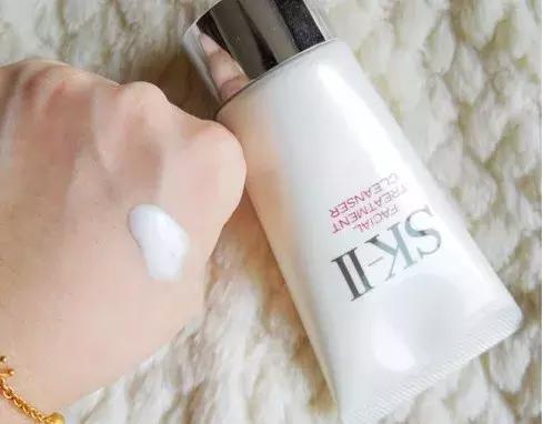 10款国货洗面奶评测,洁面网红推荐大牌