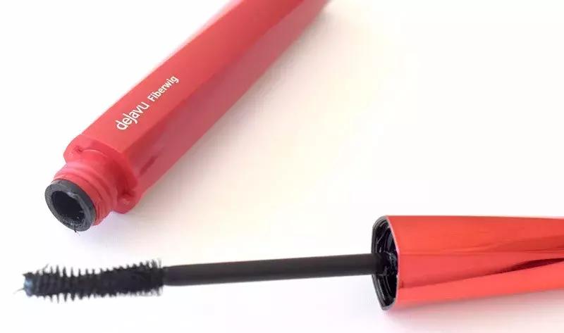 女生的脸价值一百万？哪有这么便宜！