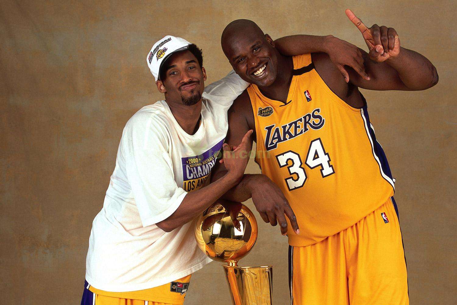 科比黑曼巴战靴,回忆科比经典