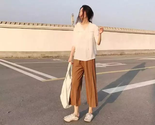 早春即将流行的粉色系春装,有质感的休闲时尚春装来一波