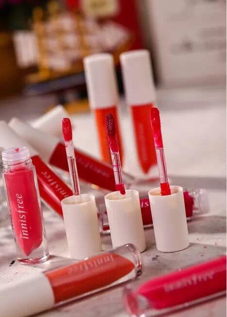 栽过这几款热门口红的坑，一涂上嘴整个人都不好了！千万别跟风买