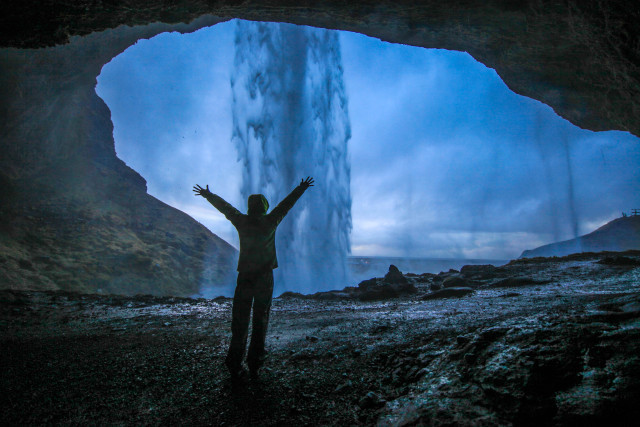 家临江：屠牛战斗结束港股“空军”又上当了？！