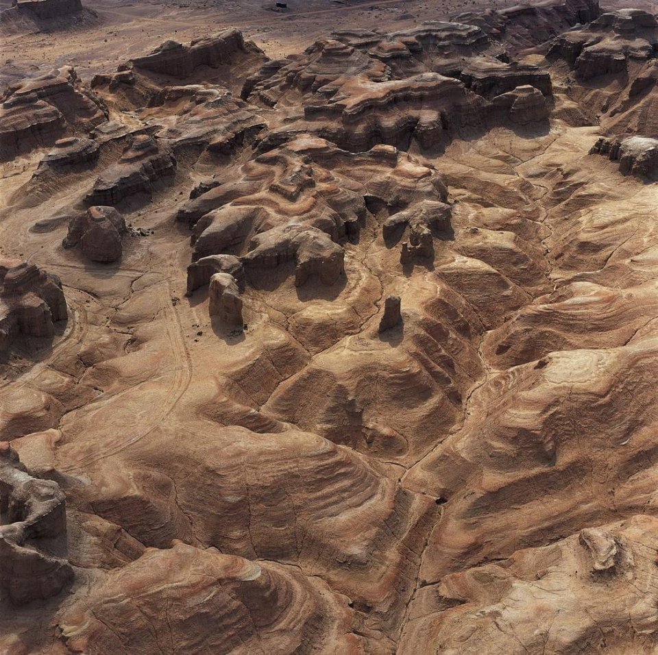 乌尔禾魔鬼城看什么,乌尔禾野魔鬼城