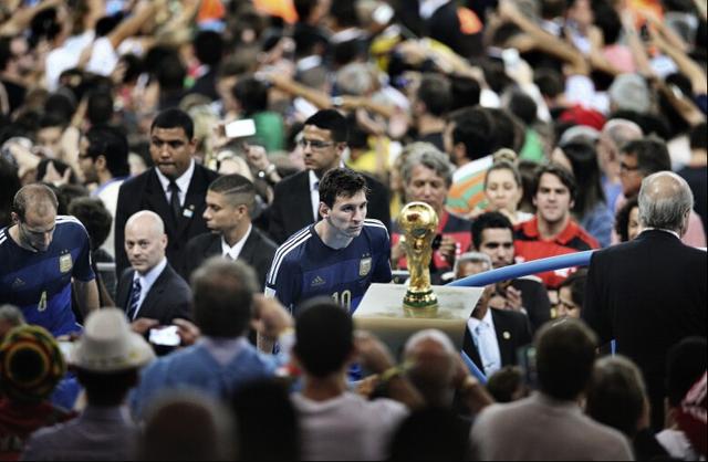 科比和梅西两大传奇球星巅峰相遇,科比梅西等四人图片