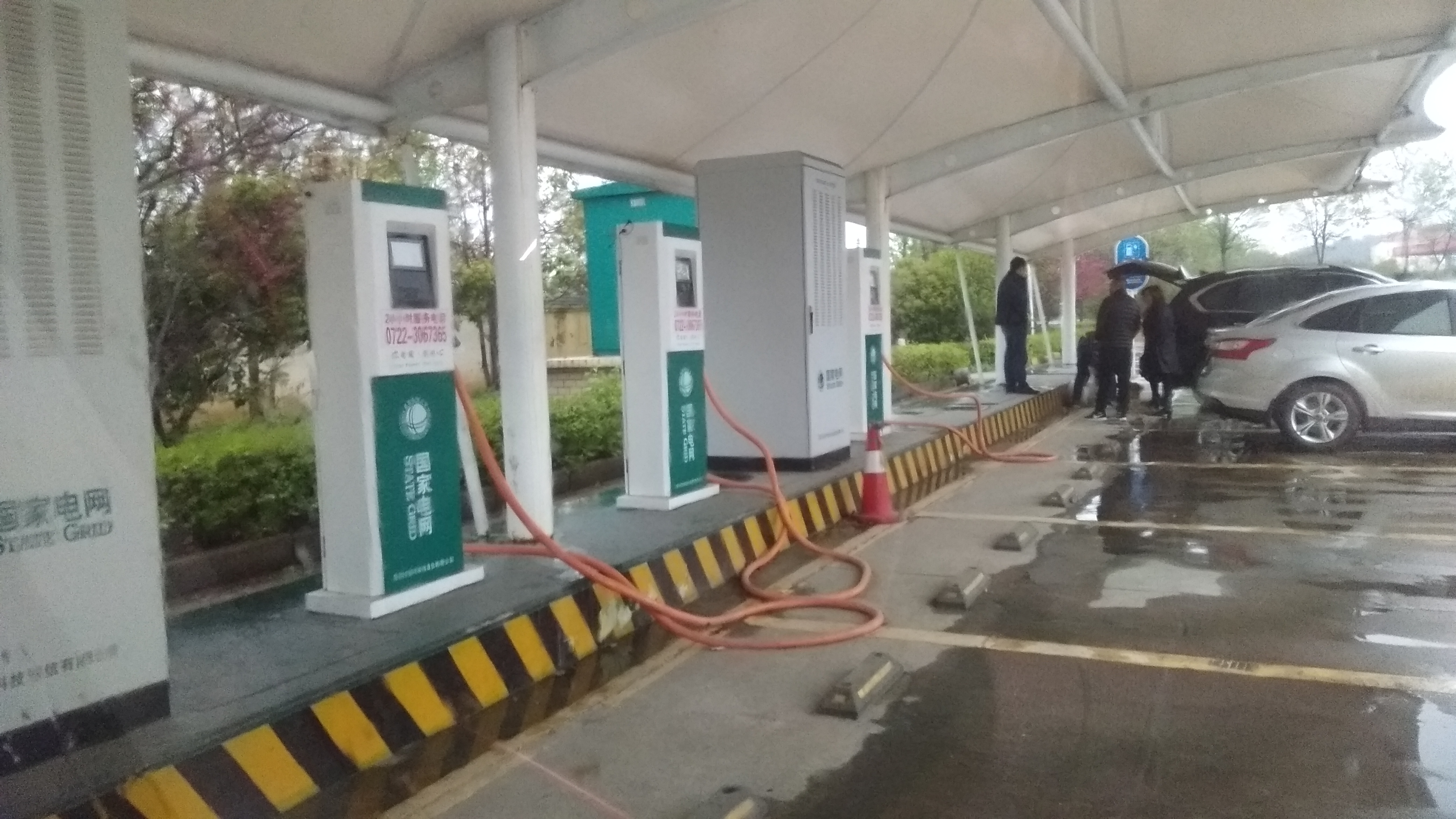 比亚迪宋ev新能源车自驾游,比亚迪新能源宋ev深度测评