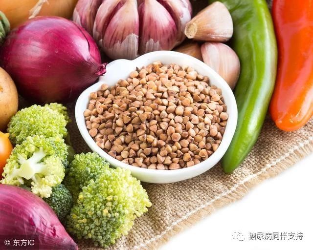 糖尿病下肢有蚂蚁走的感觉，预示得了啥并发症？