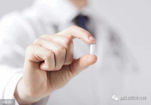 糖尿病下肢有蚂蚁走的感觉，预示得了啥并发症？