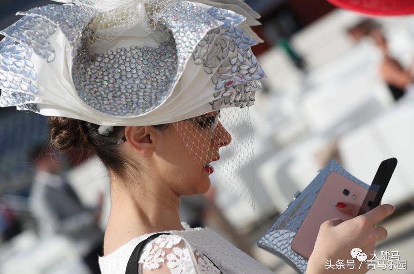 赛马节节目创意表演,赛马节服装走秀