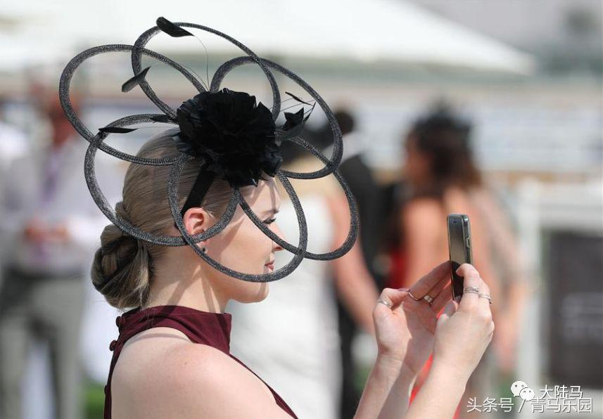 赛马节节目创意表演,赛马节服装走秀