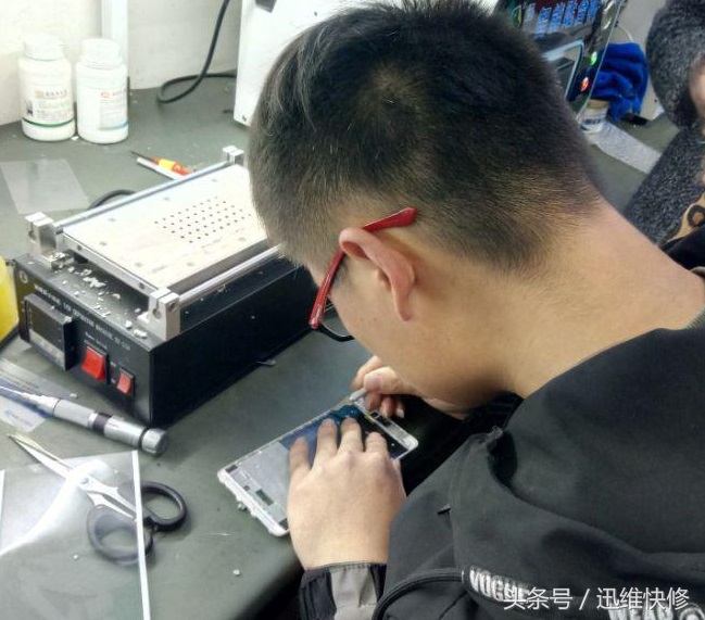 手机外屏维修全套教程,手机换屏快修上门服务