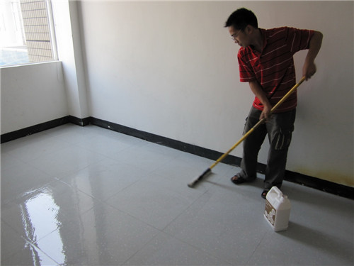 地板蜡品种和用法,地板打蜡优势有哪些特点