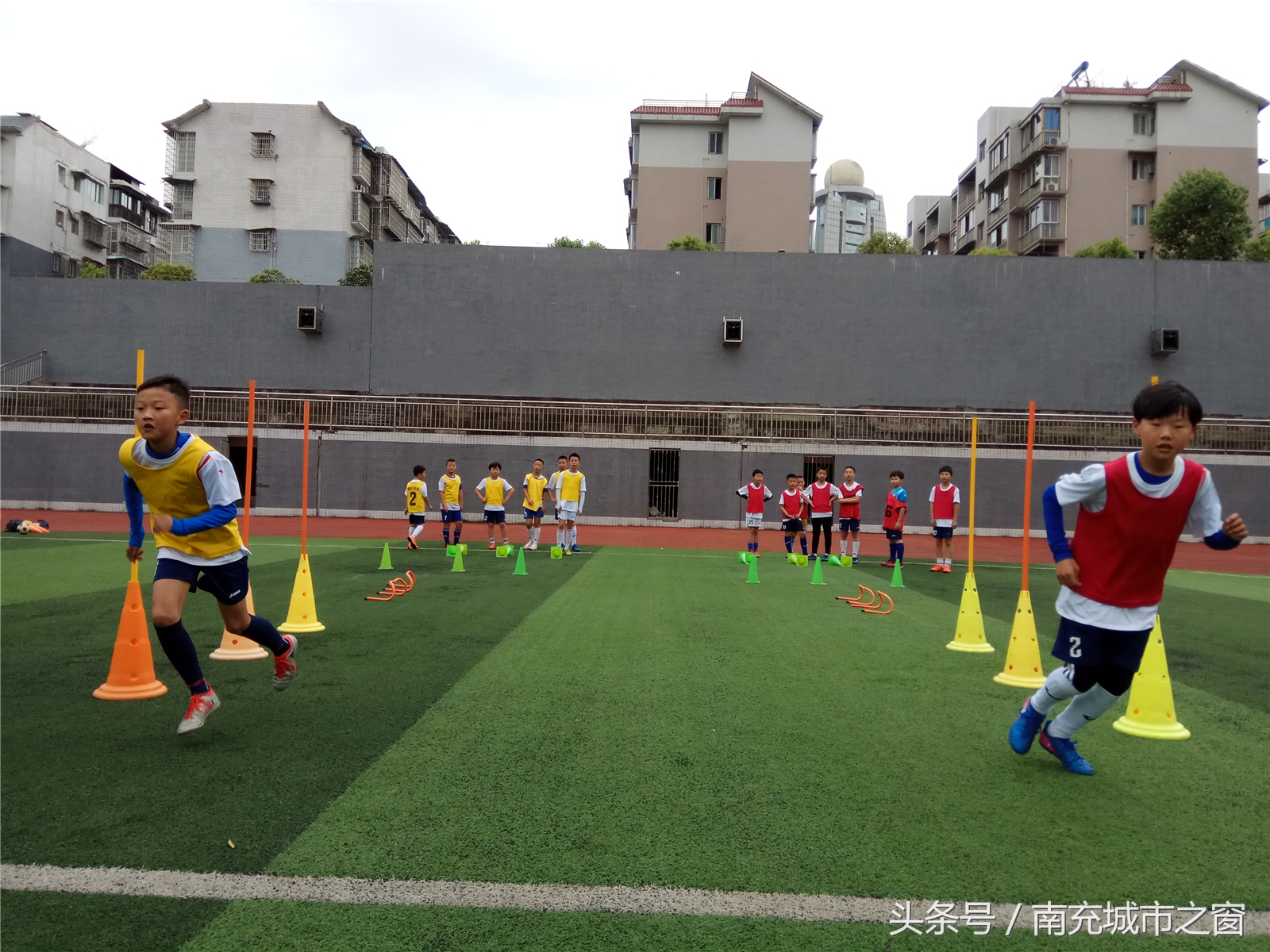 南充市市运会足球营山队,四川南充籍小将