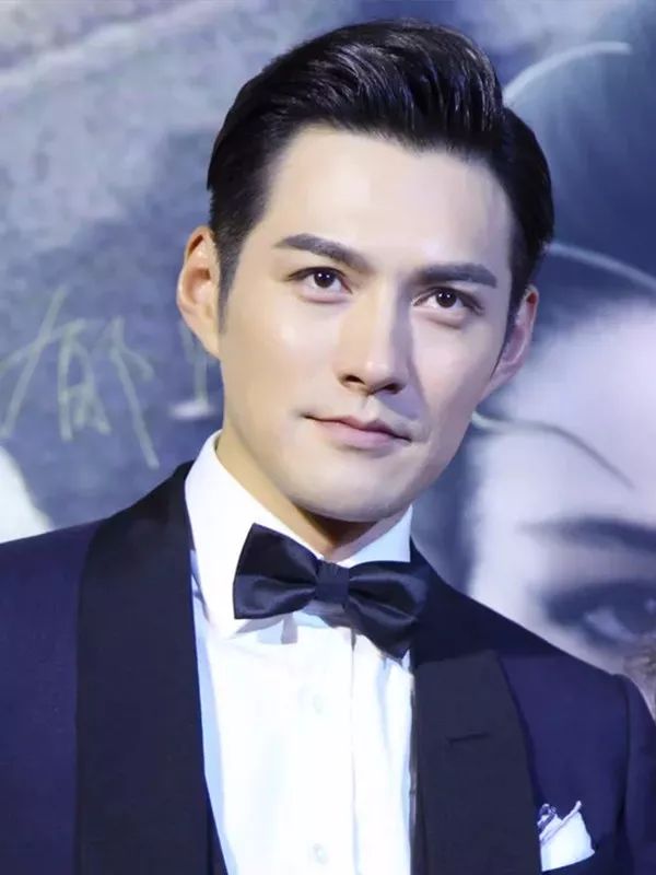 圆脸发际线高的男生适合什么发型,发际线高头发稀少发型男