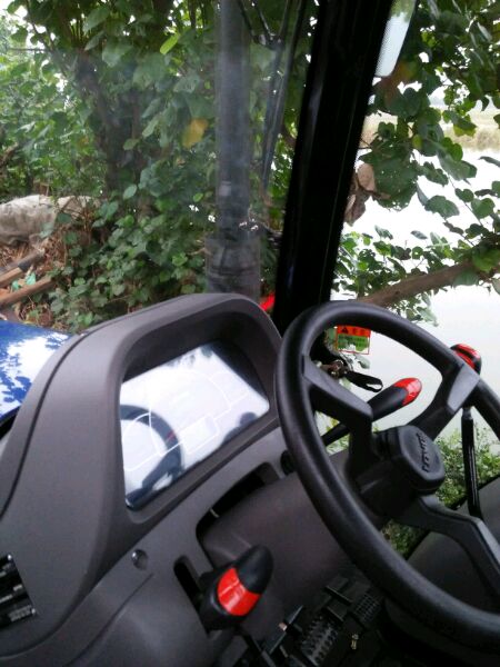 花了6000千块钱买的拖拉机,704增压轮式拖拉机多少钱一台