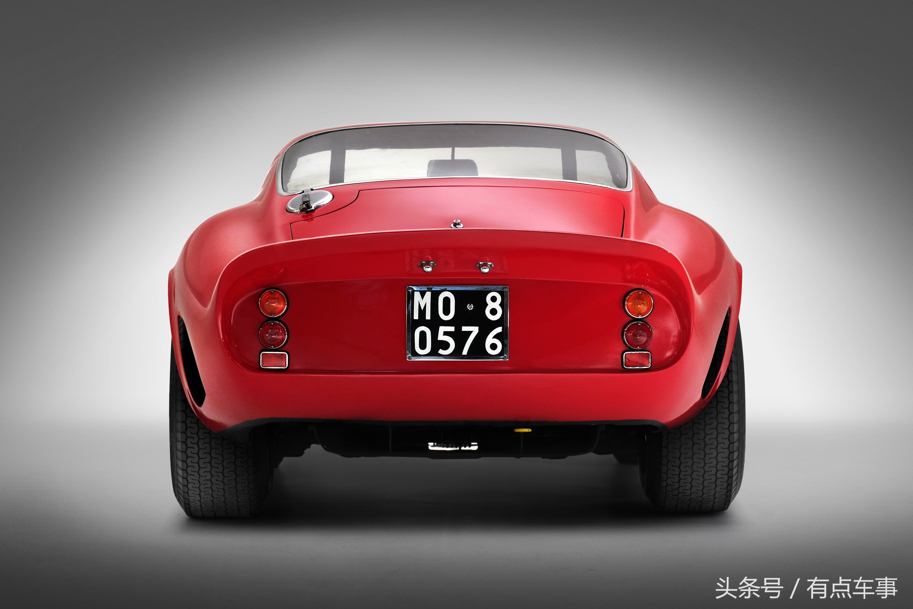 世爵c82018款,世爵c8spyder摩托车