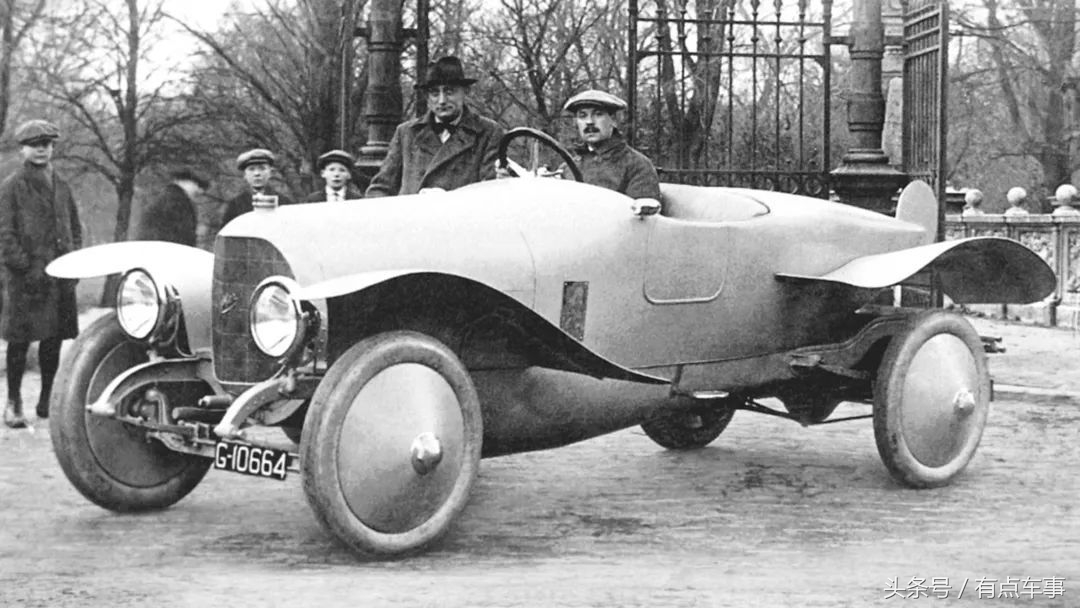 世爵c82018款,世爵c8spyder摩托车