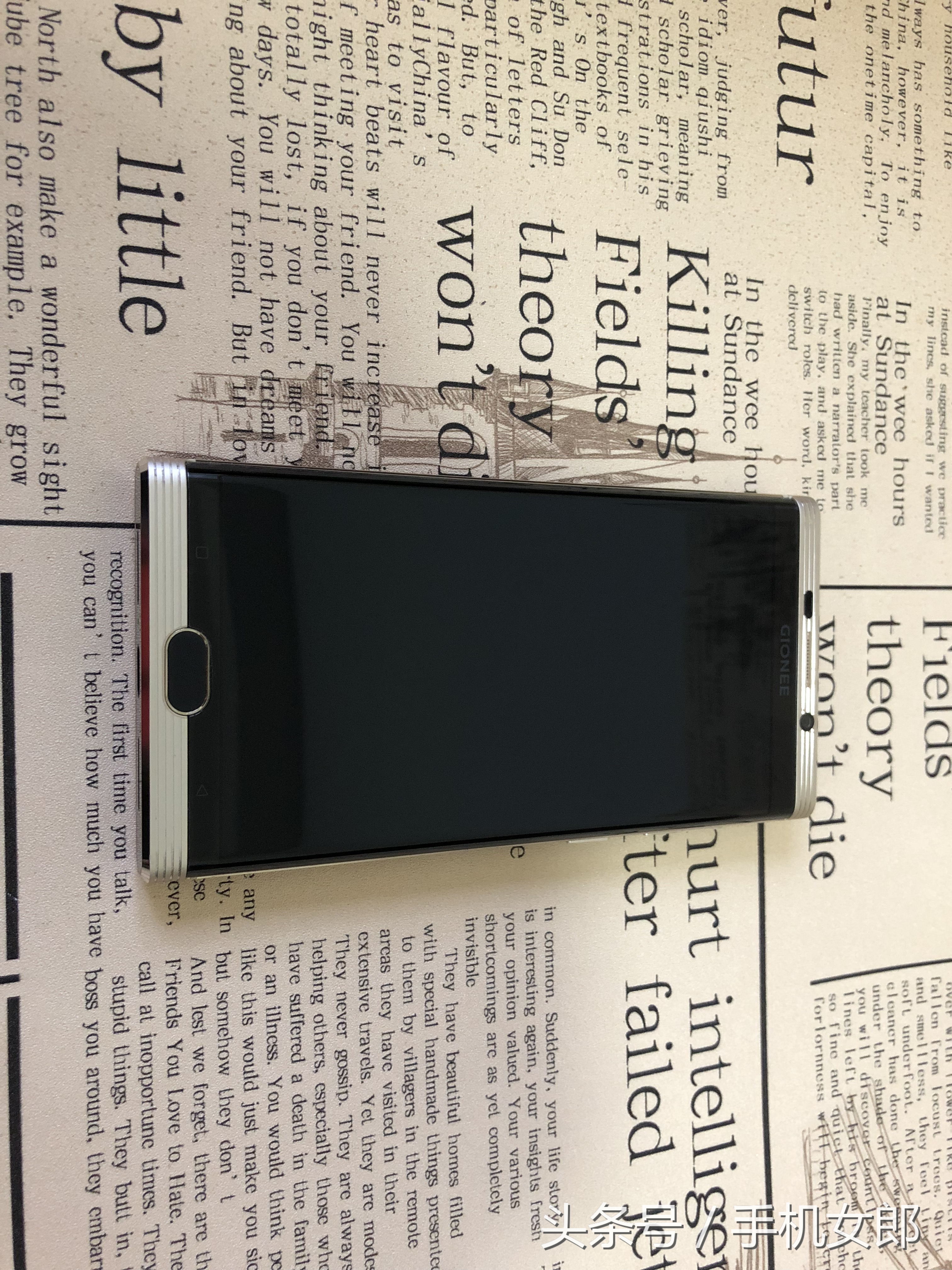 金立m2017相当于现在的什么手机,金立m2017手机的详细介绍