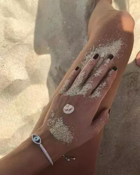 [每日一黑]发财机会来了，抓紧注册中国C罗！