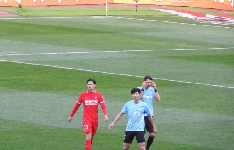 大连一方足球队丰特,大连一方对申花点球