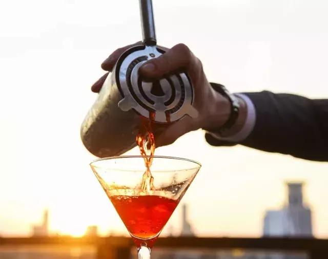 春风十里，不如约你！春季闺蜜下午茶走一发！