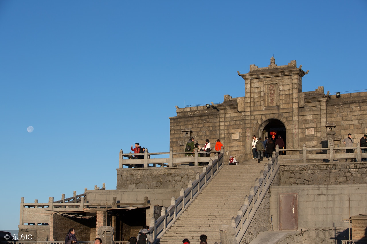 鍗楀渤琛″北鍥涙湀鏅壊,闆ㄥぉ鍗楀渤琛″北鐧婚珮