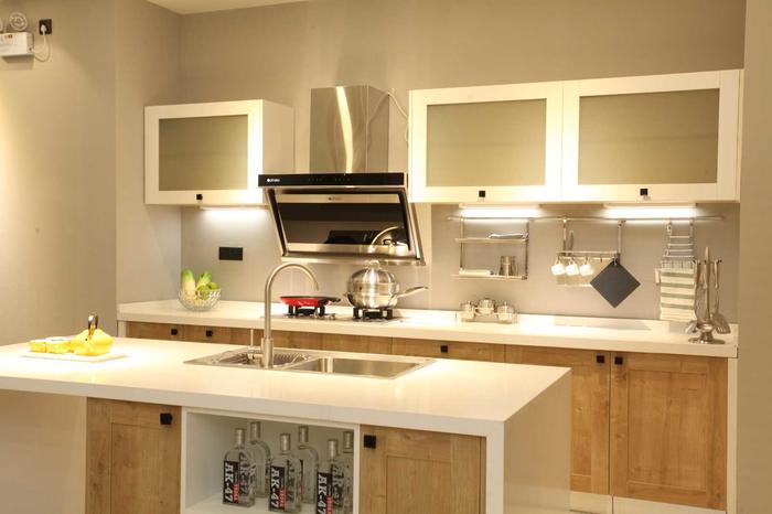 橱柜台面垫条用哪种材质的好,全友橱柜台面是什么材质的